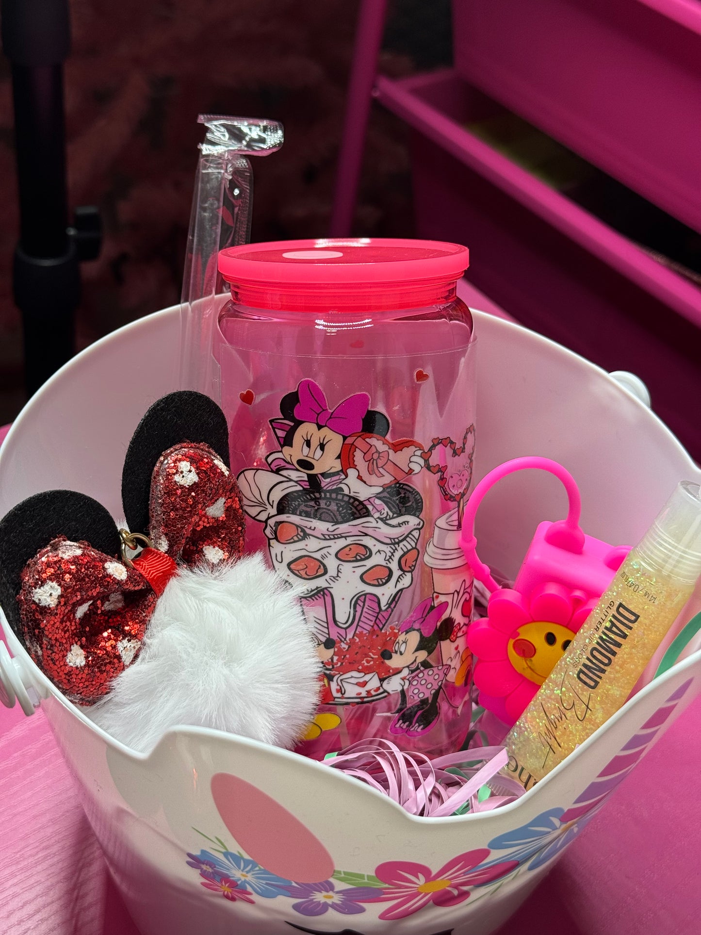 Mouses and latte cups