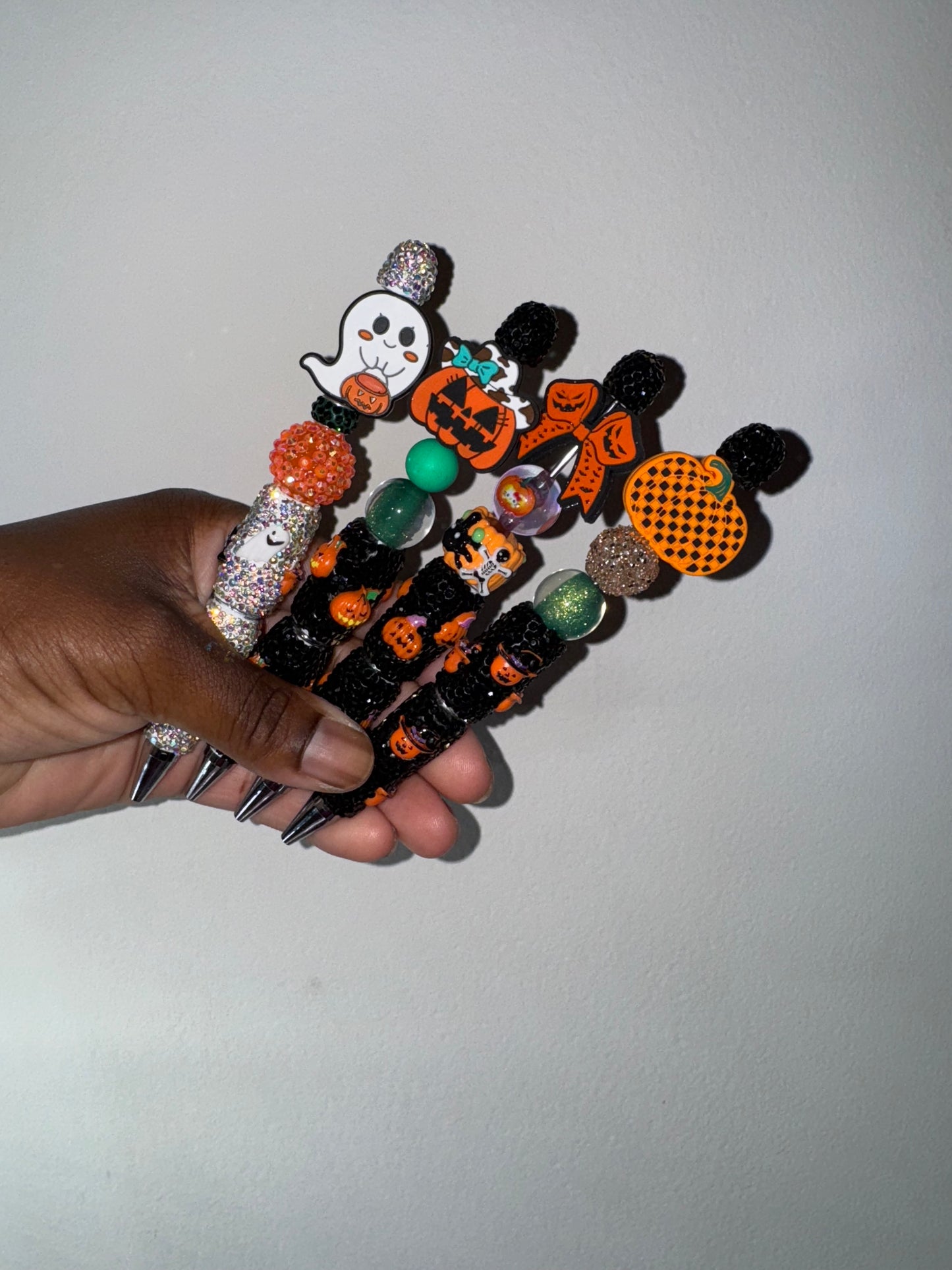 Halloween pen claims