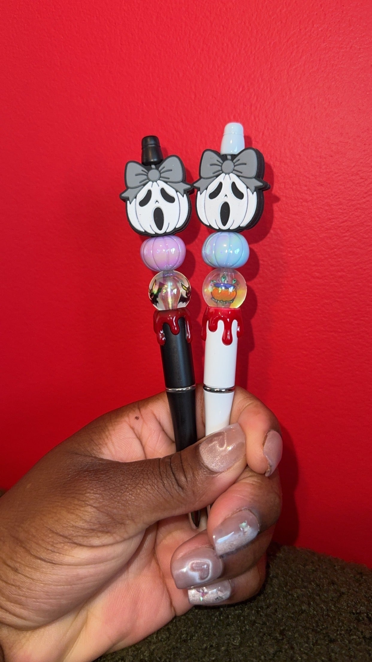 Ghost-face  pumpkin pens